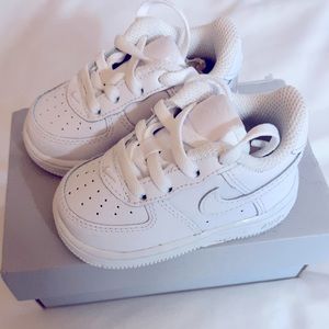Air Force 1 baby/toddler size 4